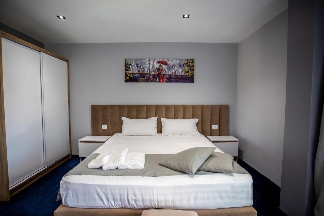 Hotel Nuevo Deluxe Shëngjin
